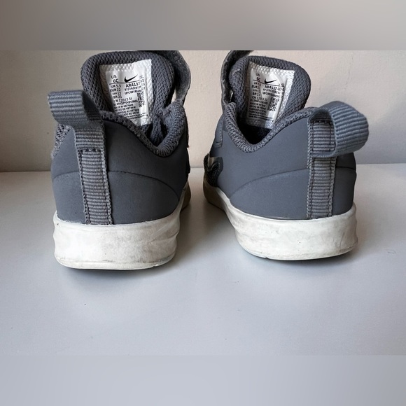 Nike Unisex-Baby Downshifter Toddler Velcro Running Shoes - Size 6C - Picture 7 of 9